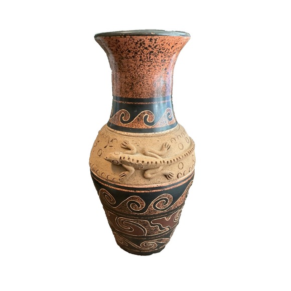 Guaitil Guanacaste Other - Clay Pottery Guaitil Guanacaste Costa Rica Vase Signed Handmade 10"T 3D Lizard